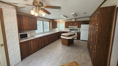 164 Glover Ln, Crawfordville, FL 32327 - photo 6