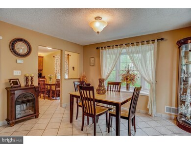 51 Cheverny Ct, Trenton, NJ 08619 - photo 6