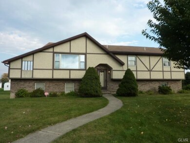 7032 Rotterdam Square, Bethlehem, PA 18017 - photo 3
