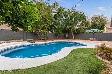 3945 Lexington