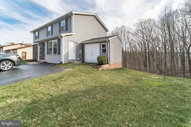 7284 Pommel Dr, Sykesville, MD 21784 - photo 3