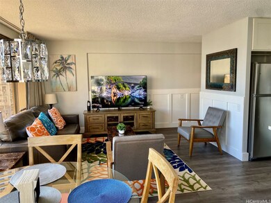 Discovery Bay Center unit 1916, Honolulu, HI 96815 - photo 2