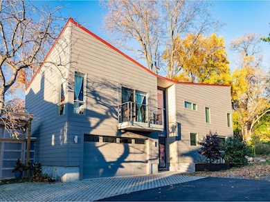 Striking new Contemporary