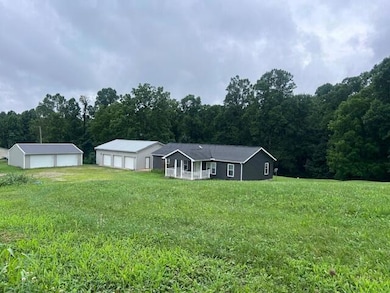 37259 Davis Chapel Rd, Logan, OH 43138 - photo 2