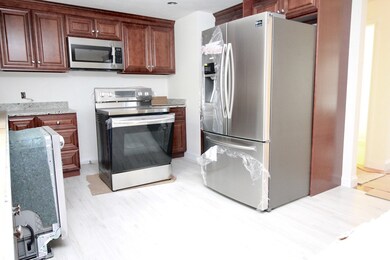 234 King Philip St, Weymouth, MA 02190 - photo 4