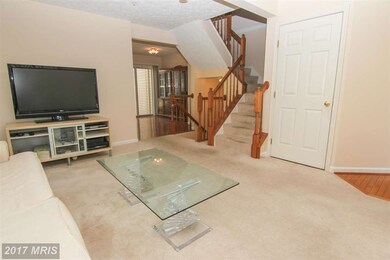 8711 Thornbrook Dr, Odenton, MD 21113 - photo 5