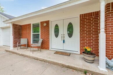 916 Gettysburg Place, Bedford, TX 76022 - photo 3