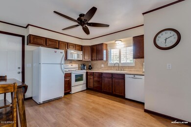 628 S Temple St, Mesa, AZ 85204 - photo 4