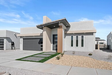 637 Paseo Campanero St, Horizon City, TX 79928 - photo 5