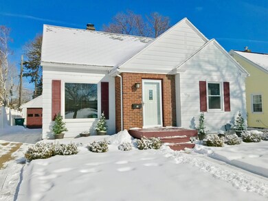 1213 Pershing Dr, Lansing, MI 48910 - photo 2