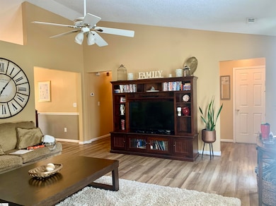 785 Thornbird Cir, Boiling Springs, SC 29316 - photo 5