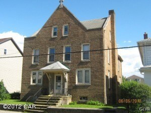 214 W Green St, West Hazleton, PA 18202 - photo 2