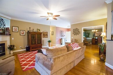 1949 Eastchester Dr unit D, High Point, NC 27265 - photo 7