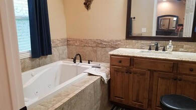 2702 Satellite Ct, Granbury, TX 76048 - photo 6