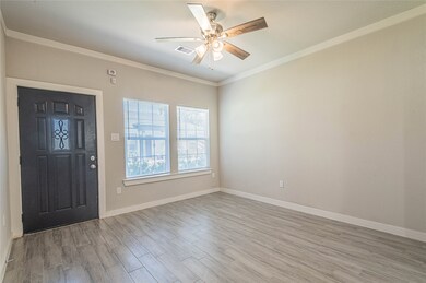 8115 Autumn Ln unit 2, Houston, TX 77016 - photo 4