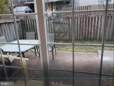 6122 Calico Pool Ln, Burke, VA 22015 - photo 6