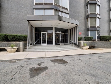 Shoreline East Condominiums unit 1703, Detroit, MI 48214 - photo 7