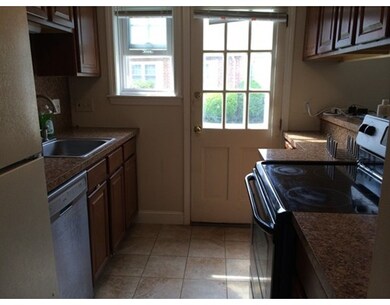 112 Emerson Gardens unit 112, Lexington, MA 02420 - photo 6