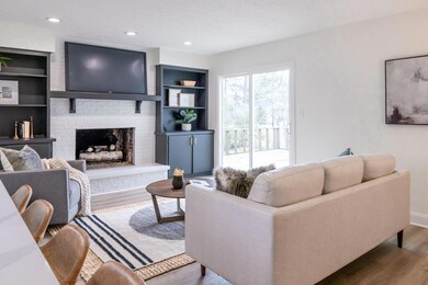 5877 Rock Hill Rd, Columbus, OH 43213 - photo 3