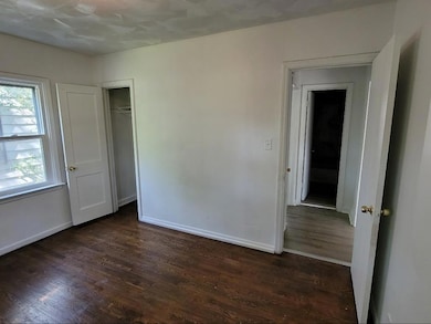 3579 Lincoln St, Gary, IN 46408 - photo 4