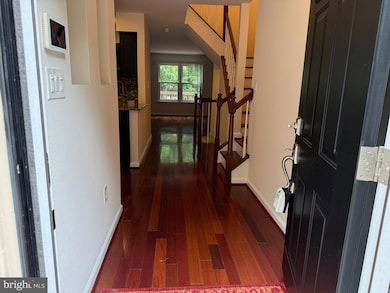 14462 Long Channel Cir, Germantown, MD 20874 - photo 3