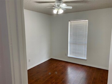 2040 Leatherwood Ln, Denton, TX 76210 - photo 4