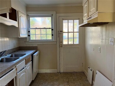 1937 Hinshaw Ave, Winston Salem, NC 27104 - photo 5