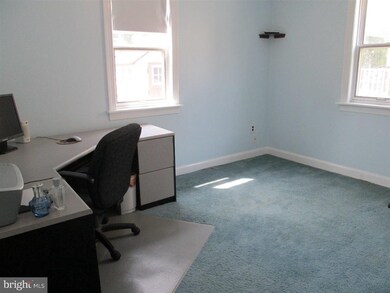 708 Pearl Ave, Morton, PA 19070 - photo 7