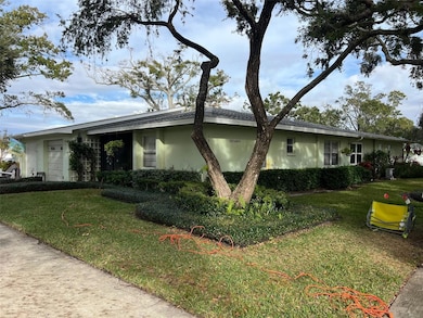 2833 Orange Tree Cir N unit C, Palm Harbor, FL 34684 - photo 3