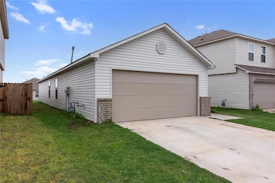 9509 NW 118th St, Yukon, OK 73099 - photo 5