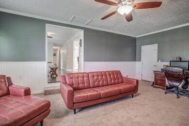 501 Harrison Cir, Mount Washington, KY 40047 - photo 5