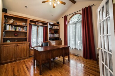 Office / Study / Library