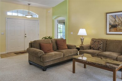 Foyer/Living room