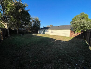 6018 Winterhaven Dr, Houston, TX 77087 - photo 6