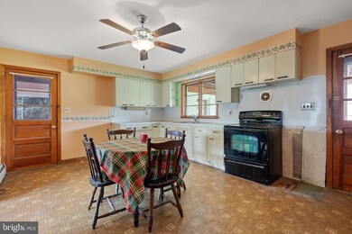 771 W Main St, New Holland, PA 17557 - photo 6