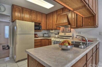 Lots of nice oak cabinets with pull outs and lazy 