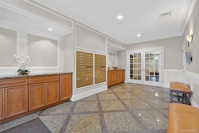 423 Regency Dr, Fishkill, NY 12524 - photo 3