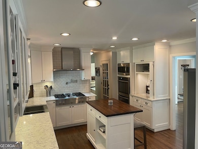 1136 Coronation Dr, Dunwoody, GA 30338 - photo 3