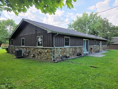 3303 N 850 E, Columbus, IN 47203 - photo 4