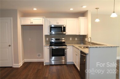 401 Hillcrest St, Marshville, NC 28103 - photo 2