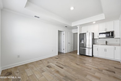 guest suite (4th bedroom) with full kitchen