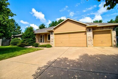 1033 N Cedar Downs Cir, Wichita, KS 67235 - photo 6