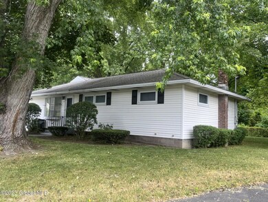 17 Frantone Ln, Albany, NY 12211 - photo 2