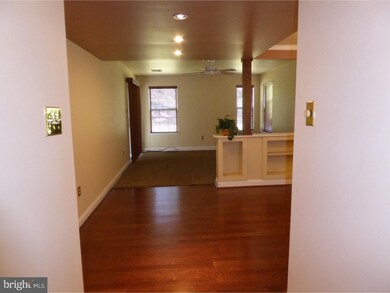 112 Allem Ln unit 112, Perkasie, PA 18944 - photo 5