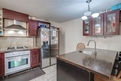 101 Florence St, Everett, MA 02149 - photo 7