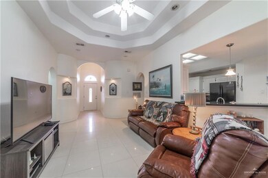 920 Lion Dr, Pharr, TX 78577 - photo 3