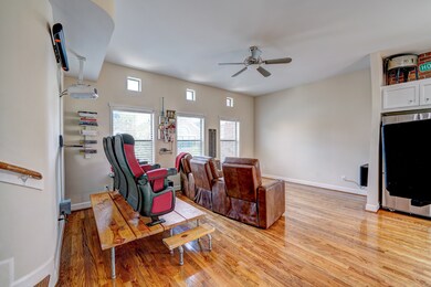 3667 Main Plaza Dr, Houston, TX 77025 - photo 5