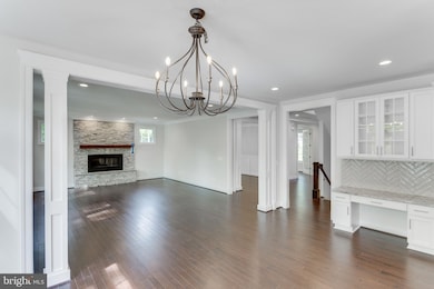 507 Valley Dr SE, Vienna, VA 22180 - photo 3