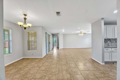 1007 Henrietta St, Fredericksburg, TX 78624 - photo 7