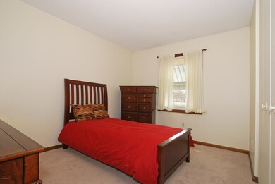 bed2.jpg